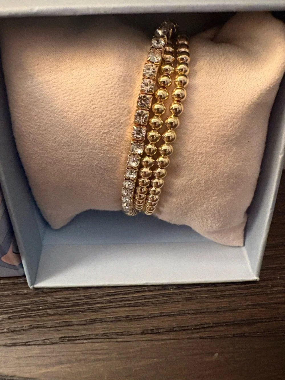 NEW House of Harlow 1960 Gold Stretch Bracelet Set